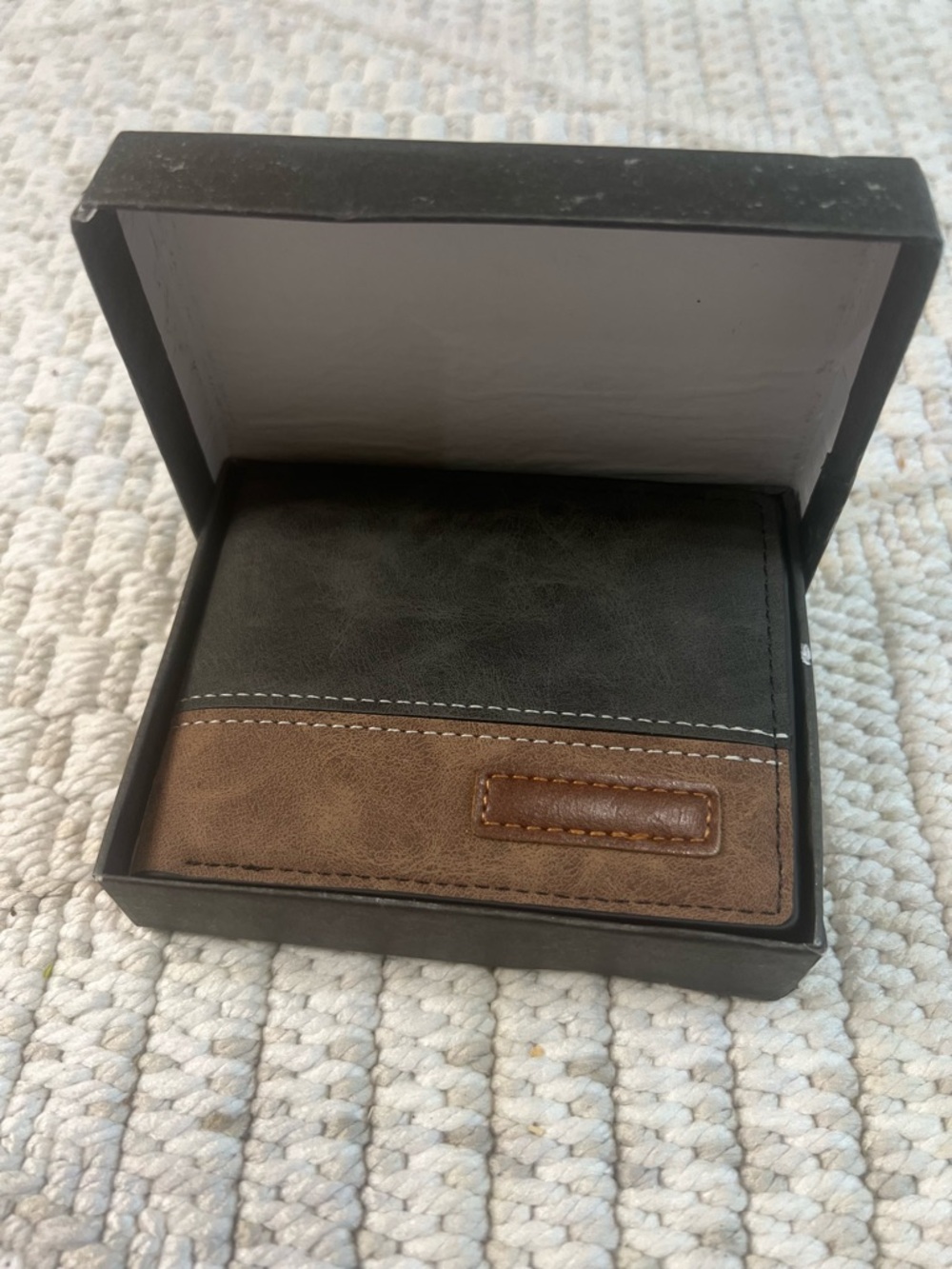 Men’s Two Tone Bifold Wallet Gray Brown Zipper Pocket Gift Box New